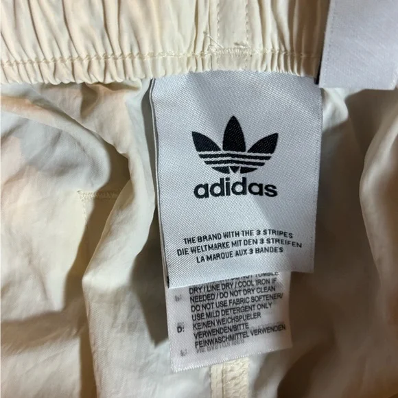 Men’s Adidas Sprinter Shorts – Wonder White - NWT - MSRP $45 - Picture 5 of 8